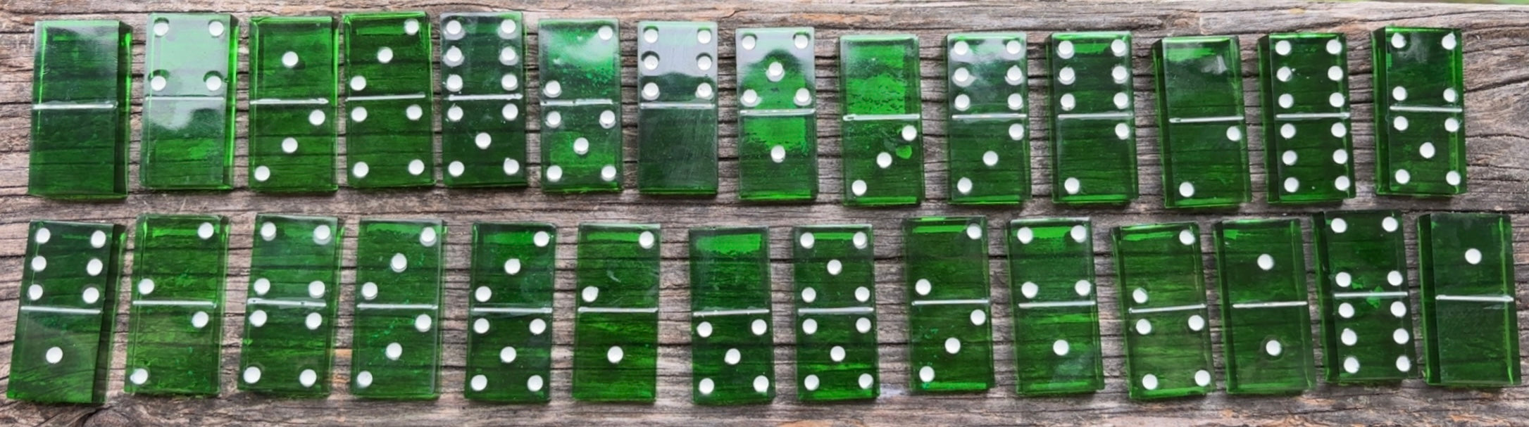 Dominos